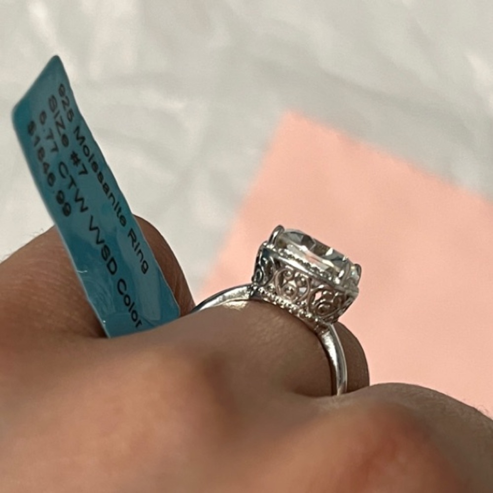 925 Moissanite Ring - Size 7 - Picture 12 of 13